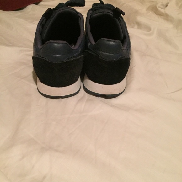 ASICS sneakers - Picture 2 of 3